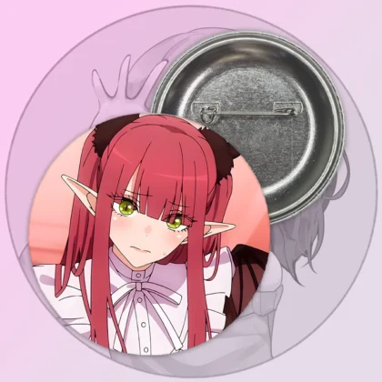 Значок Ця порцелянова лялечка закохалася – Марін Кітагава